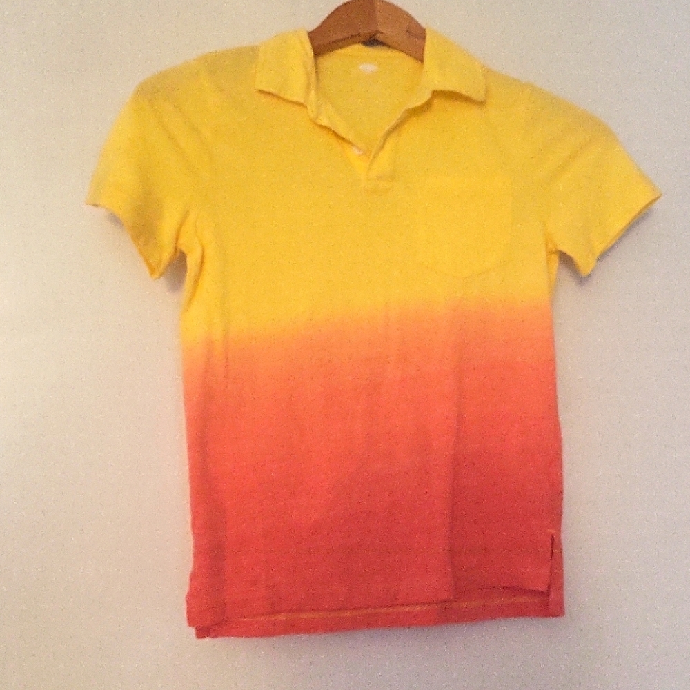 Boys Old Navy cotton, yellow ombre to orange. Like new! SZ: M (8)